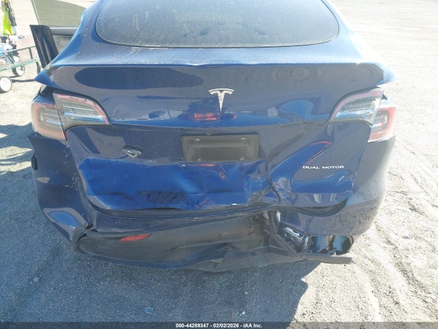 2023 TESLA MODEL Y 7SAYGDEE0PF709505 Photo 5