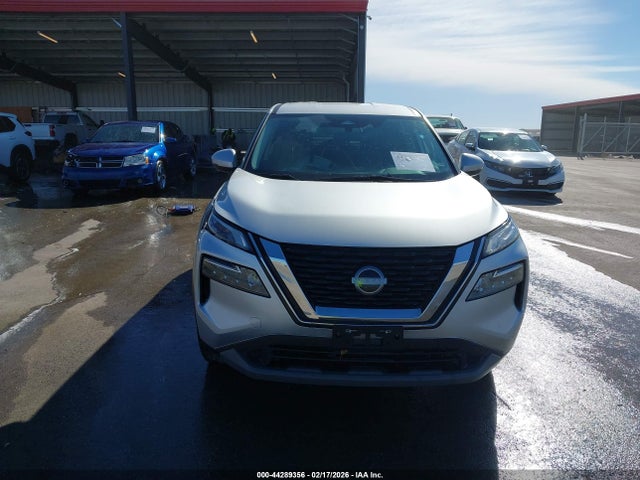 5N1BT3BB9NC687089 Nissan Rogue Sv Intelligent Awd
