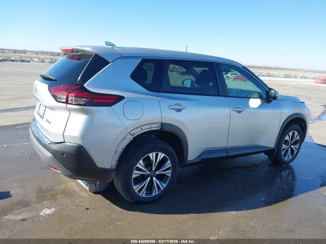 5N1BT3BB9NC687089 Nissan Rogue Sv Intelligent Awd