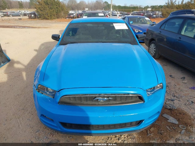 2014 Ford Mustang V6 მანქანა იყიდება აუქციონზე, vin: 1ZVBP8AM8E5258360, აუქციონის ნომერი: 44289360