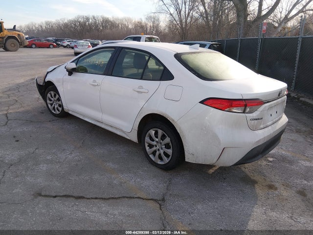 2025 TOYOTA COROLLA JTDBCMFEXS3092665 Photo 2