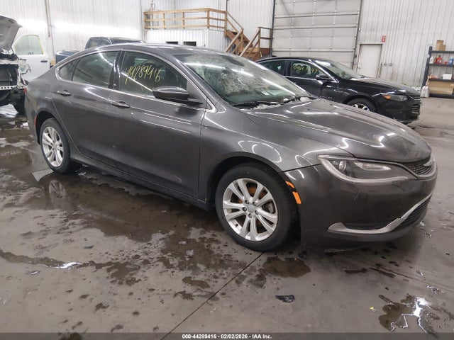 2015 CHRYSLER 200 1C3CCCAB8FN732415