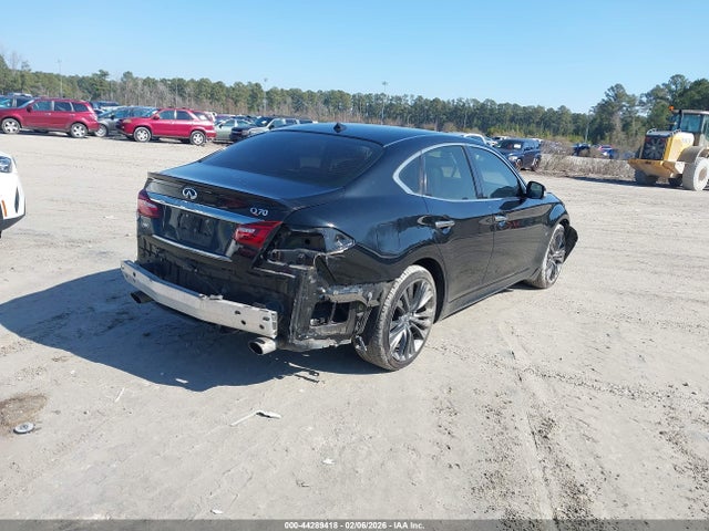 2017 Infiniti Q70 3.7x მანქანა იყიდება აუქციონზე, vin: JN1BY1ARXHM770637, აუქციონის ნომერი: 44289418