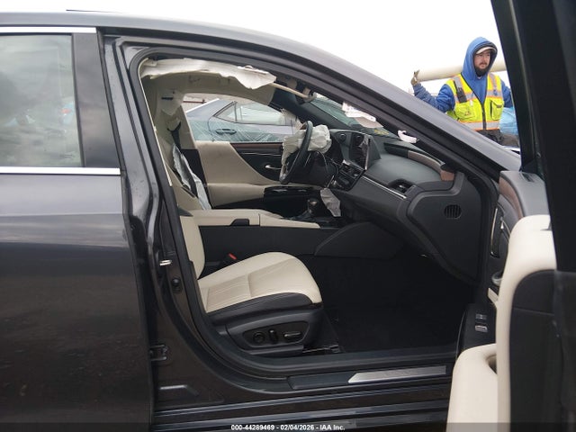 44289469 :رقم المزاد ، 58AFZ1B17RU166022 vin ، 2024 Lexus Es 350 Ultra Luxury مزاد بيع