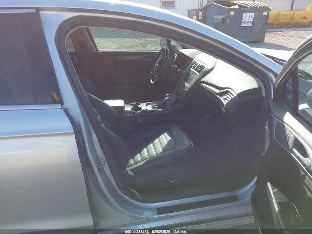 3FA6P0HD2GR249753 Ford FUSION SE