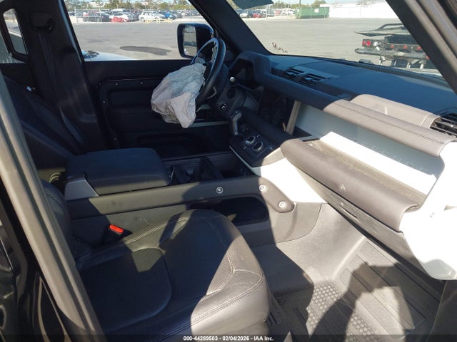 SALEJ7EX9R2258206 Land Rover Defender 110 P300