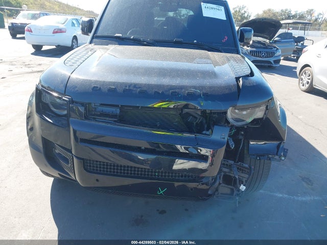 SALEJ7EX9R2258206 Land Rover Defender 110 P300