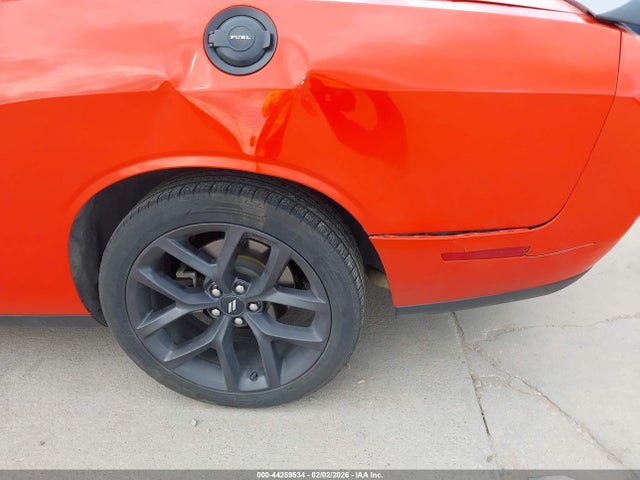 44289534 :رقم المزاد ، 2C3CDZAG4KH652317 vin ، 2019 Dodge Challenger Sxt مزاد بيع