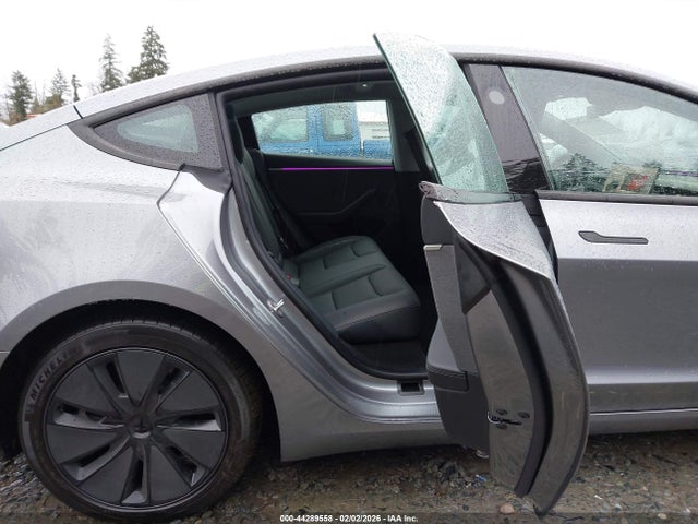 Продажа на аукционе авто 2025 Tesla Model 3 Long Range Rear-wheel Drive/standard Rear-wheel Drive, vin: 5YJ3E1EA5SF083404, номер лота: 44289558