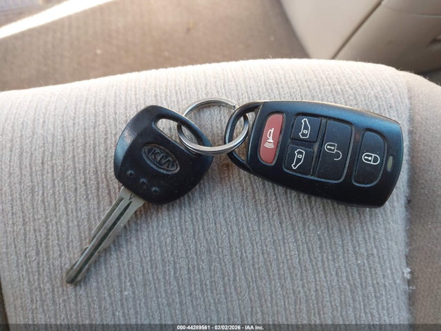 2012 KIA SEDONA KNDMG4C77C6437167 Photo 10