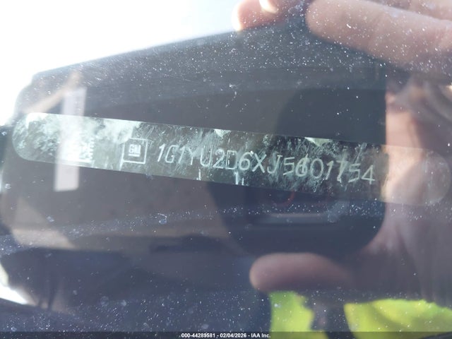 2018 CHEVROLET CORVETTE 1G1YU2D6XJ5601754 Photo 8