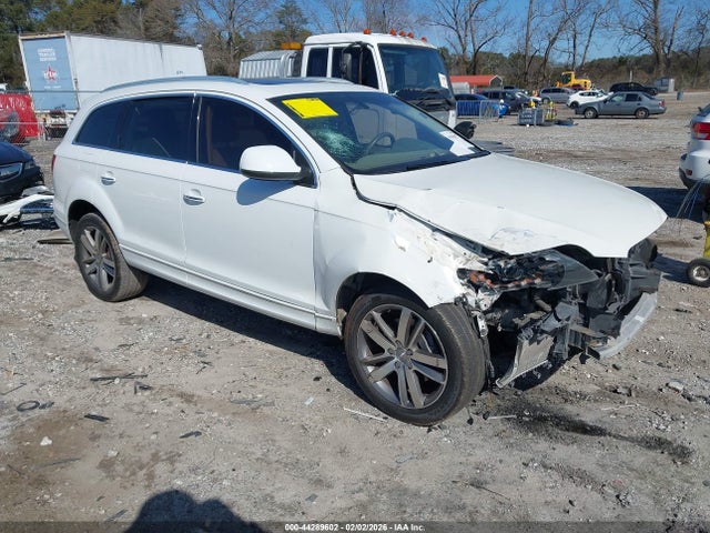 2015 AUDI Q7 WA1LGAFE8FD013916
