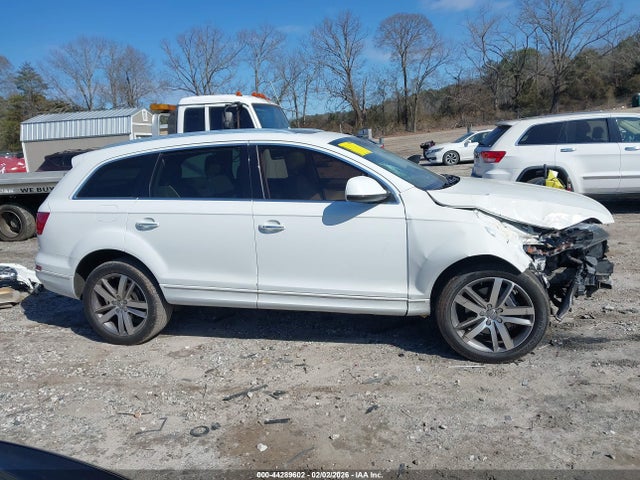 2015 Audi Q7 3.0t Premium მანქანა იყიდება აუქციონზე, vin: WA1LGAFE8FD013916, აუქციონის ნომერი: 44289602