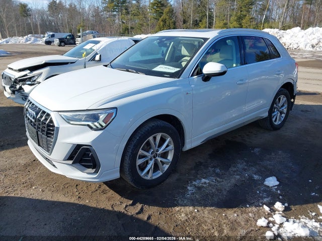 2022 Audi Q3 Premium Plus 45 Tfsi S Line Quattro Tiptronic მანქანა იყიდება აუქციონზე, vin: WA1EECF32N1093965, აუქციონის ნომერი: 44289665
