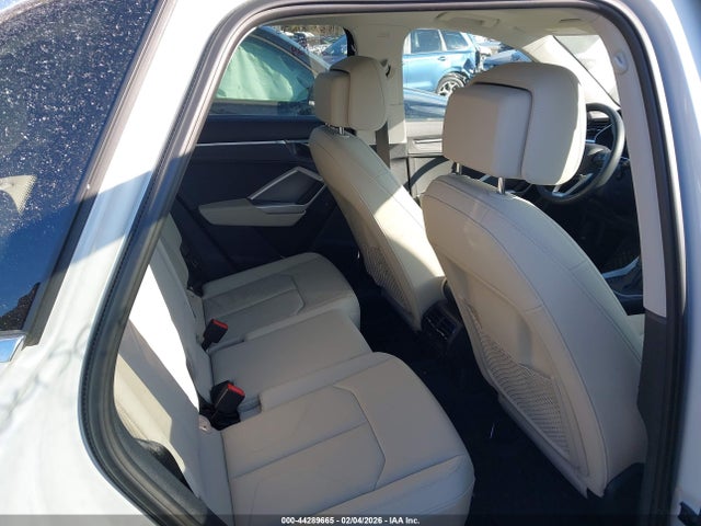 2022 Audi Q3 Premium Plus 45 Tfsi S Line Quattro Tiptronic მანქანა იყიდება აუქციონზე, vin: WA1EECF32N1093965, აუქციონის ნომერი: 44289665