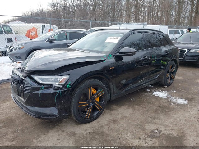 2023 AUDI E-TRON WA1LAAGE2PB023421 Photo 1
