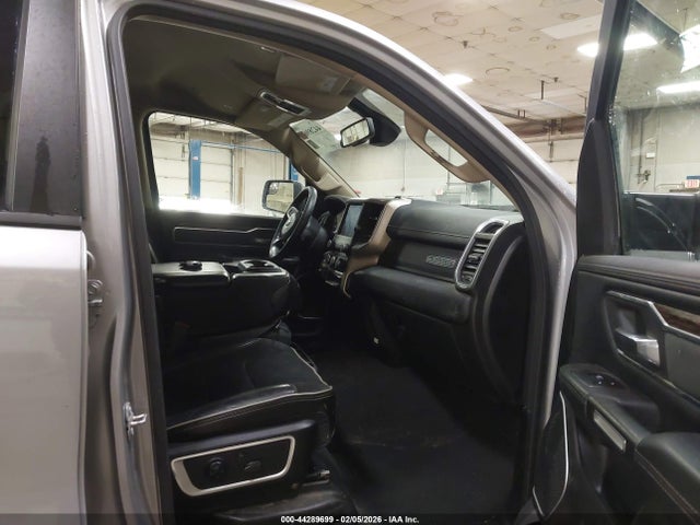 Продаж на аукціоні авто 2019 Ram 1500 Laramie  4x4 5'7 Box, vin: 1C6SRFJT1KN525267, номер лоту: 44289699