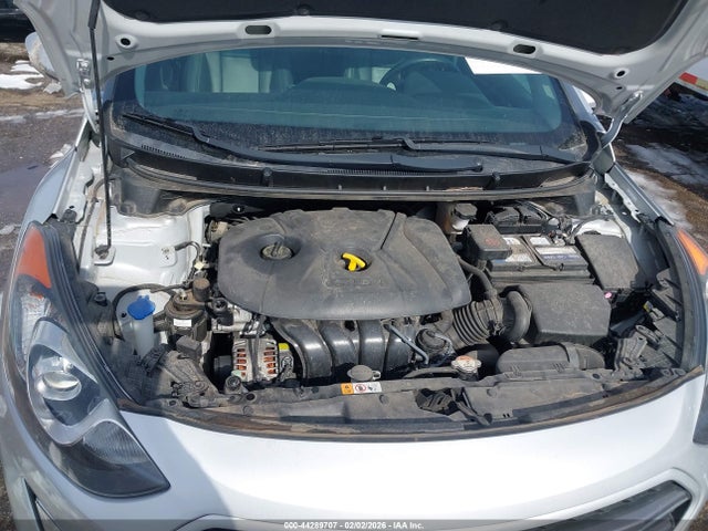 KMHD35LH8GU319054 Hyundai ELANTRA GT
