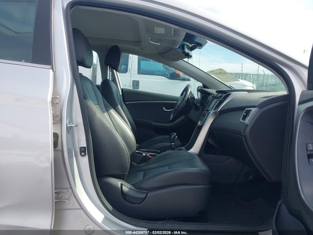 KMHD35LH8GU319054 Hyundai ELANTRA GT