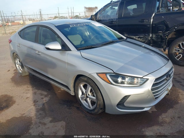 Hyundai ELANTRA SE 2017 5NPD84LF2HH158467 zdjęcie główne