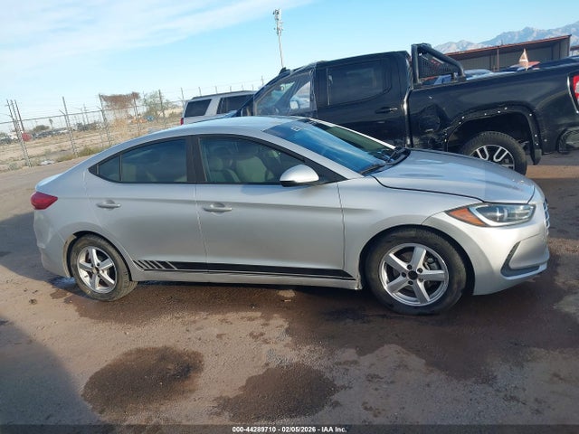 Hyundai ELANTRA SE 2017 5NPD84LF2HH158467 Image 13