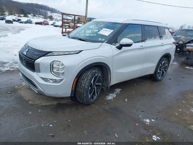 2023 MITSUBISHI OUTLANDER JA4J4VA82PZ026030 Photo 1