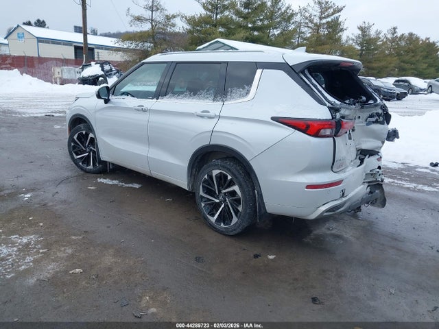 2023 MITSUBISHI OUTLANDER JA4J4VA82PZ026030 Photo 2