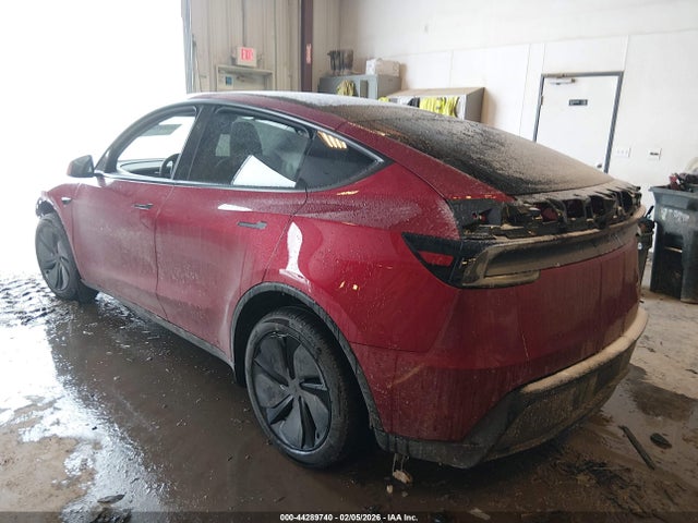 2026 TESLA MODEL Y 7SAYGDEE0TA592998 Photo 2
