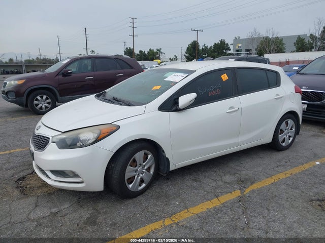 KIA FORTE LX 2016 KNAFK5A86G5636213 Image 2
