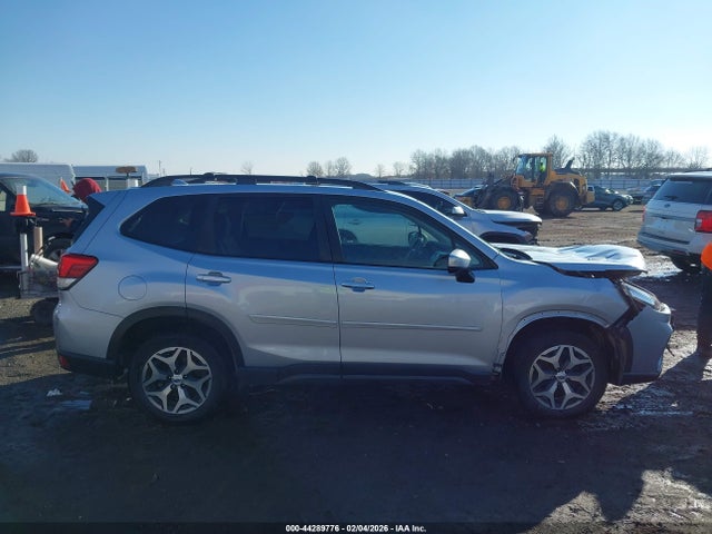 44289776 :رقم المزاد ، JF2SKAJC7LH532936 vin ، 2020 Subaru Forester Premium مزاد بيع