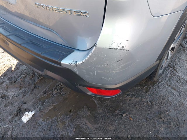 44289776 :رقم المزاد ، JF2SKAJC7LH532936 vin ، 2020 Subaru Forester Premium مزاد بيع