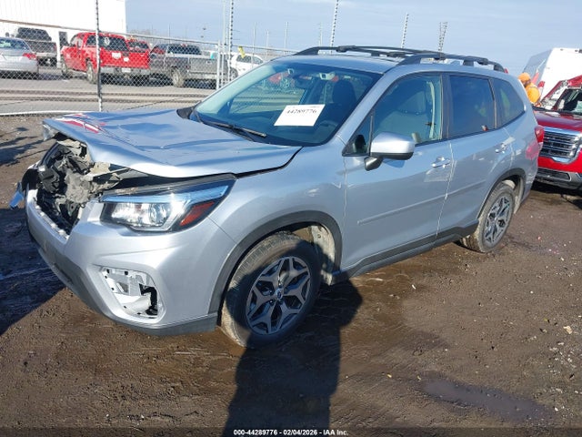 44289776 :رقم المزاد ، JF2SKAJC7LH532936 vin ، 2020 Subaru Forester Premium مزاد بيع