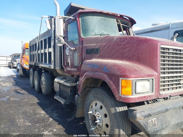Продаж на аукціоні авто 2011 Mack 600 Chu600, vin: 1M1AN09Y4BM007379, номер лоту: 44289801