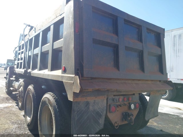 Продаж на аукціоні авто 2011 Mack 600 Chu600, vin: 1M1AN09Y4BM007379, номер лоту: 44289801