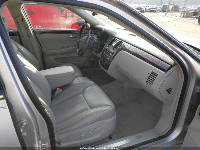 2009 CADILLAC DTS 1G6KD57Y19U121425 Photo 4