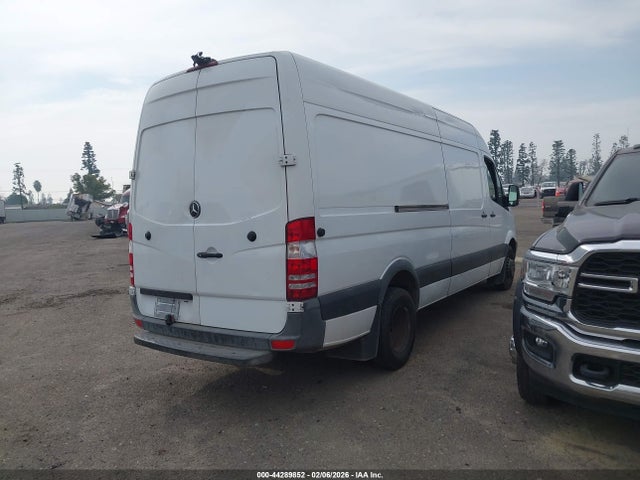 Mercedes-Benz Sprinter 3500 High Roof 2015 WD3PF4CC5F5956025 Image 4