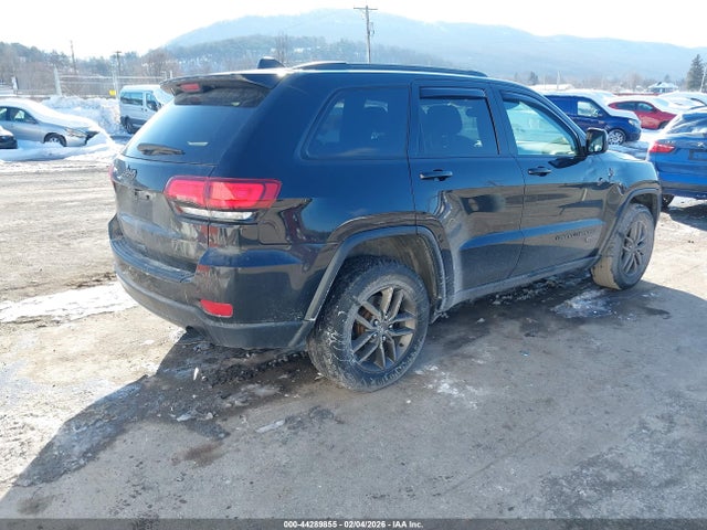 2017 JEEP GRAND CHEROKEE 1C4RJFAG4HC670597 Photo 3