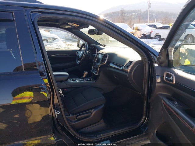 2017 JEEP GRAND CHEROKEE 1C4RJFAG4HC670597 Photo 4