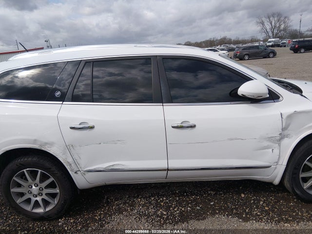 44289868 :رقم المزاد ، 5GAKRAKD8GJ322783 vin ، 2016 Buick Enclave Convenience مزاد بيع