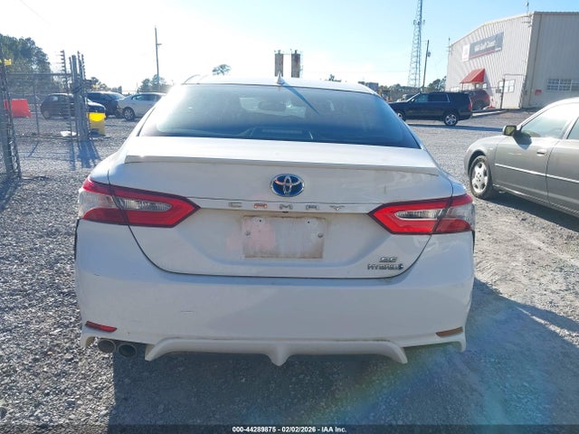 4T1B21HK8KU514054 Toyota Camry Hybrid Se
