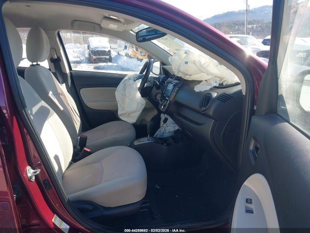 2017 MITSUBISHI MIRAGE G4 ML32F3FJ7HHF07246 Photo 4