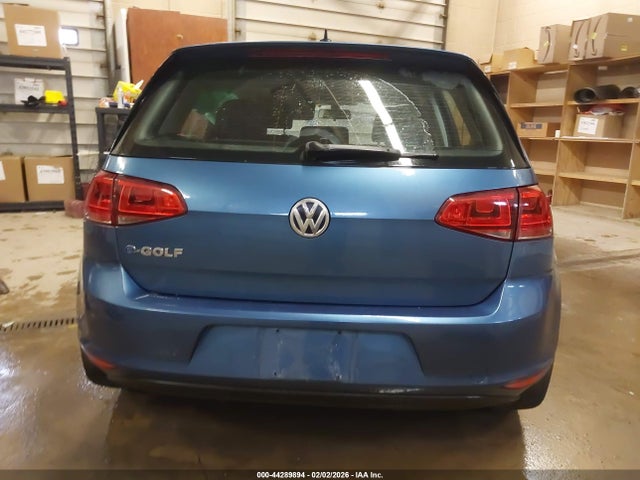 WVWKP7AU0GW915808 Volkswagen E-golf Se
