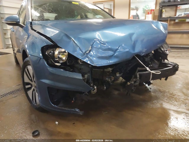 2016 VOLKSWAGEN E-GOLF WVWKP7AU0GW915808 Photo 5