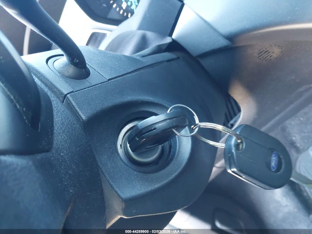 1FMCU0GX8EUB38143 Ford ESCAPE SE