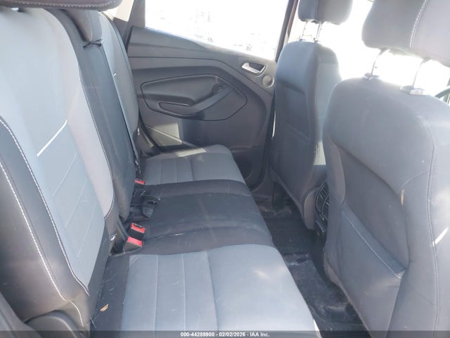 1FMCU0GX8EUB38143 Ford ESCAPE SE