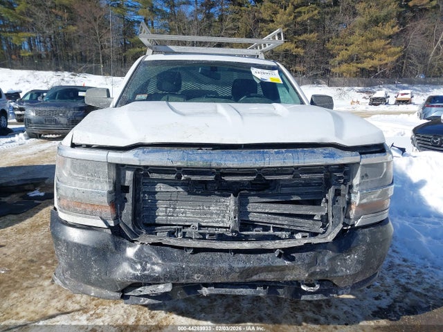 1GCNKNEC1JZ272277 Chevrolet Silverado 1500 Wt