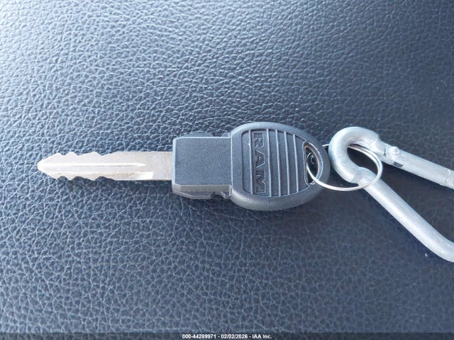 Продажа на аукционе авто 2023 Ram 1500 Classic Tradesman  4x2 6'4 Box, vin: 1C6RR6FG4PS592948, номер лота: 44289971