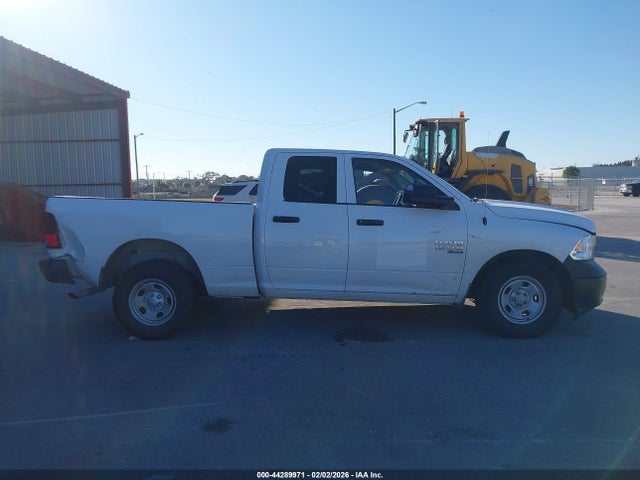 Продажа на аукционе авто 2023 Ram 1500 Classic Tradesman  4x2 6'4 Box, vin: 1C6RR6FG4PS592948, номер лота: 44289971