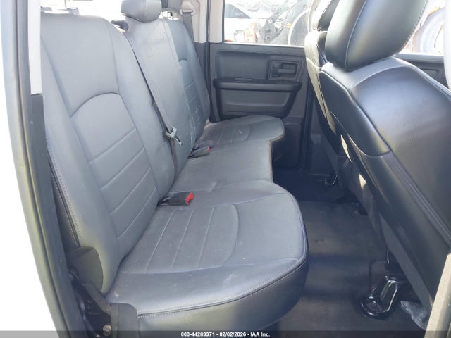 Продажа на аукционе авто 2023 Ram 1500 Classic Tradesman  4x2 6'4 Box, vin: 1C6RR6FG4PS592948, номер лота: 44289971