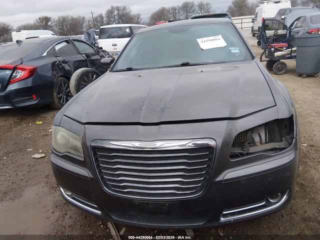 Aukcja sprzedaży 2014 Chrysler 300 300s, vin: 2C3CCABG0EH221867, numer aukcji: 44290004